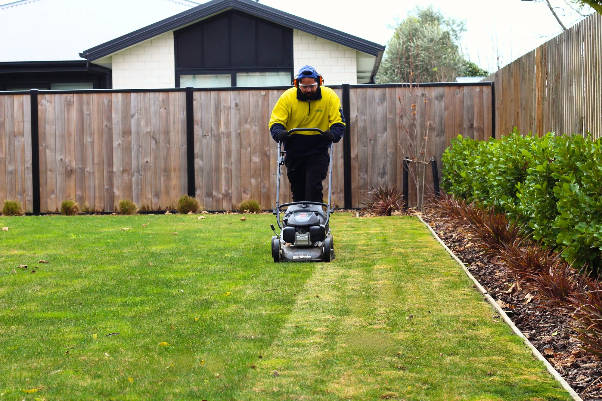 Candoo Lawns - Mowing 2