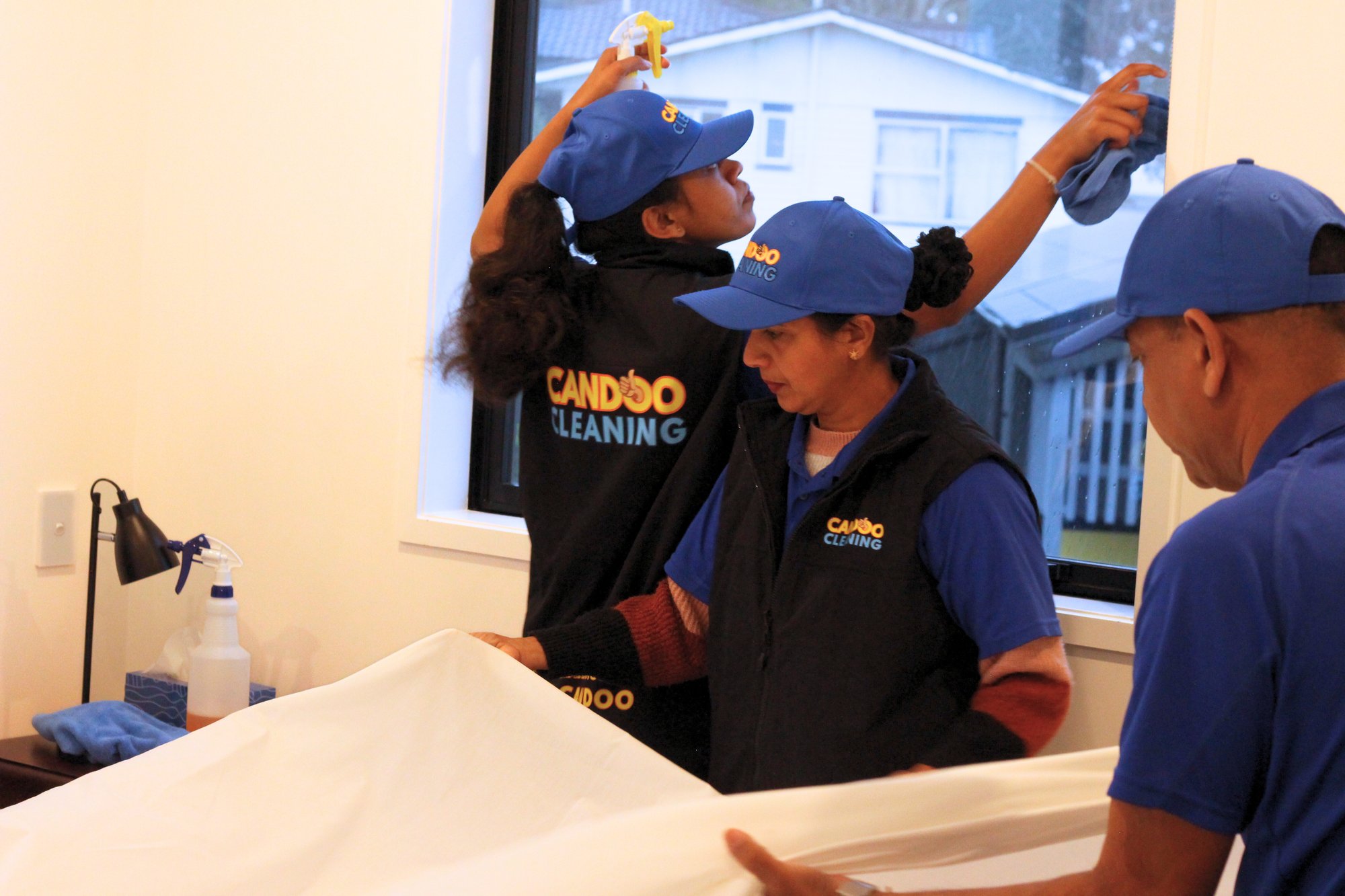 candoo-cleaning-crew-team